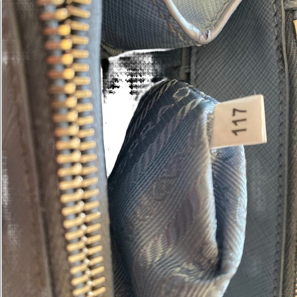 💎Auth Prada Saffiano Small Gallerina Sky Blue Tote- SUPER SALE!!!💎 - Picture 7 of 8